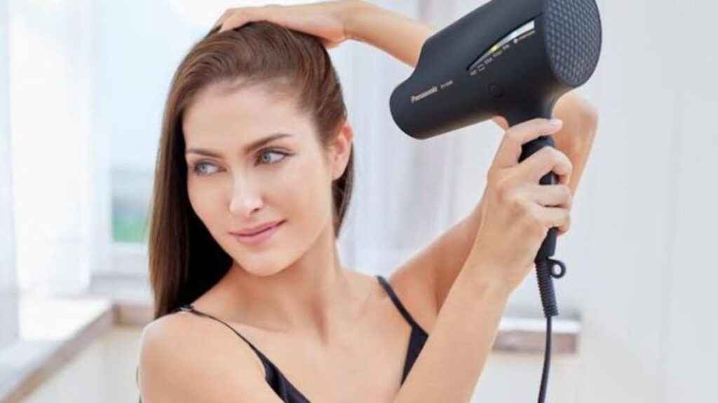 blow dryer