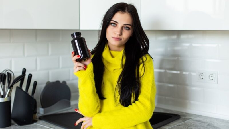 Apple Cider Vinegar for Dry Frizzy Hair